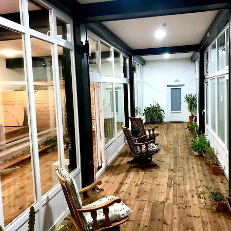Pensiunea Geona Poiana Teiului Esterno foto